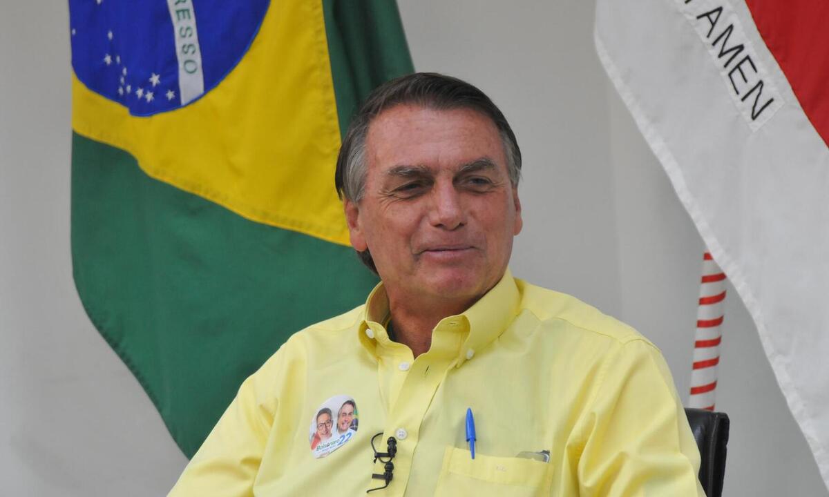 Bolsonaro diz repudiar tiros de Roberto Jefferson contra agentes da PF - Gladyston Rodrigues/EM/D.A Press