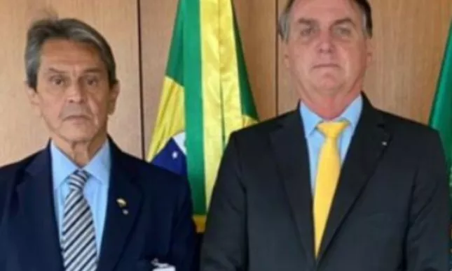 Bolsonaro, Jefferson e a luta armada: "povo armado jamais será escravizado" - Reprodução/Redes Sociais
