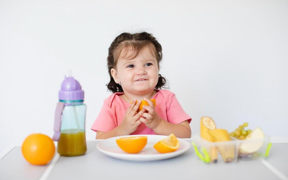 Alimentação infantil saudável é responsabilidade dos pais - Freepik/Divulgação