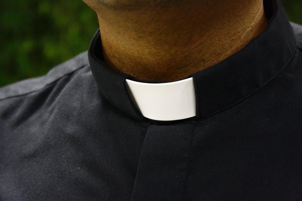 Padres postam vídeo para tranquilizar católicos na hora de votar - Pixabay/Reprodução