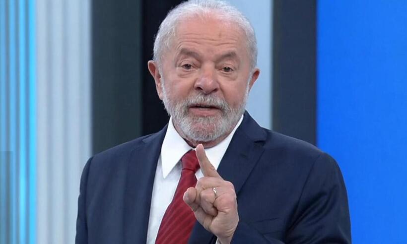 Lula para Bolsonaro: 'Mandou Mandetta embora porque entendia de vacinação' - Reprodução/TV Globo