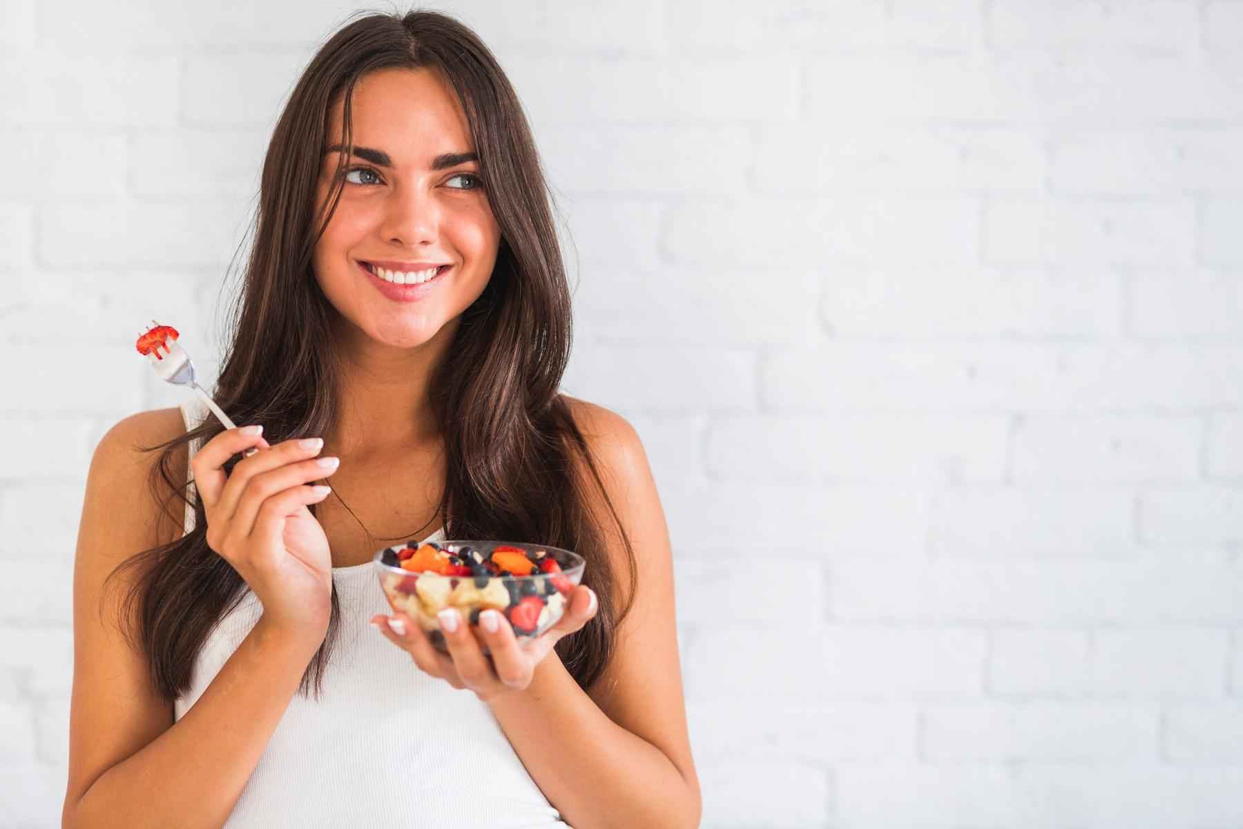 Qual é a porção ideal de fruta para uma alimentação saudável? - Freepik