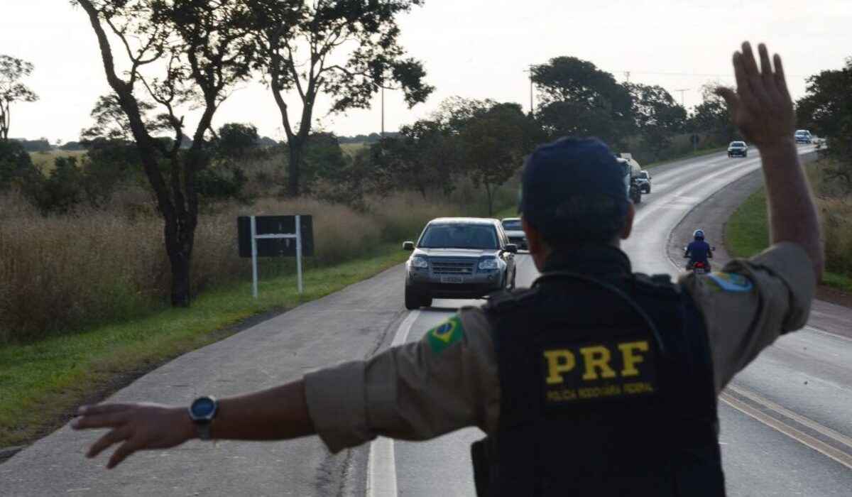 Senador da Bahia diz que PRF para apenas eleitores de Lula nas estradas - Marcello Casal Jr/Agência Brasil