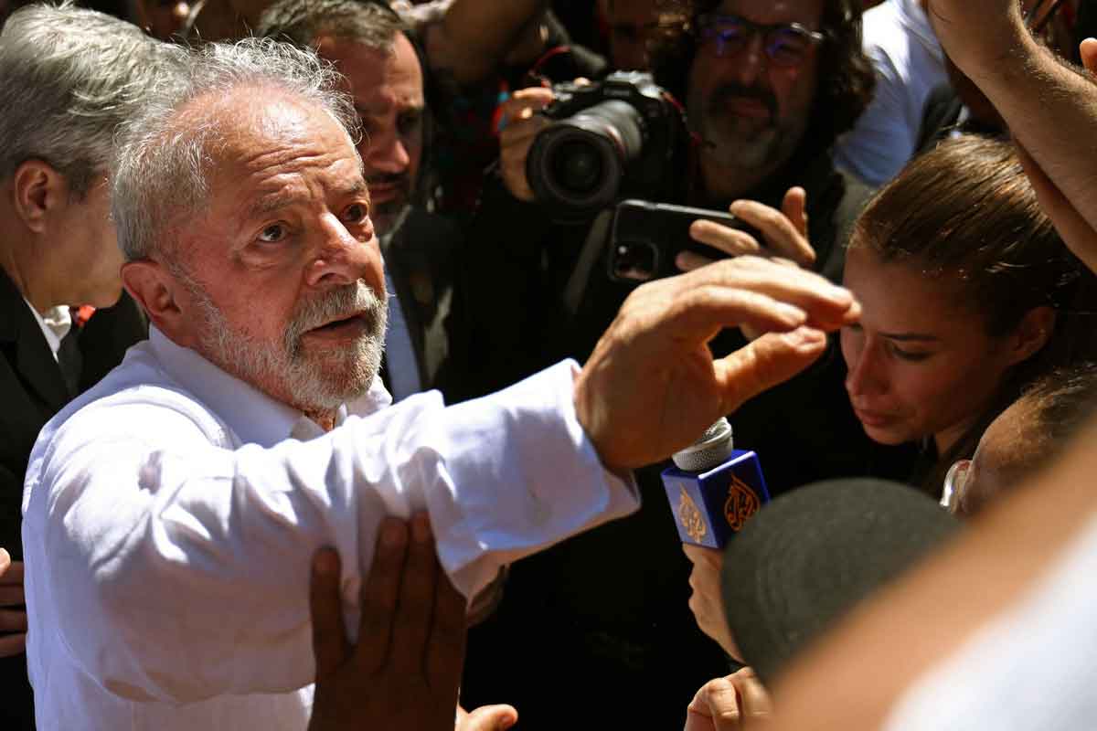 Contas públicas e gasto social desafiam o presidente Lula - Carl de Souza/AFP