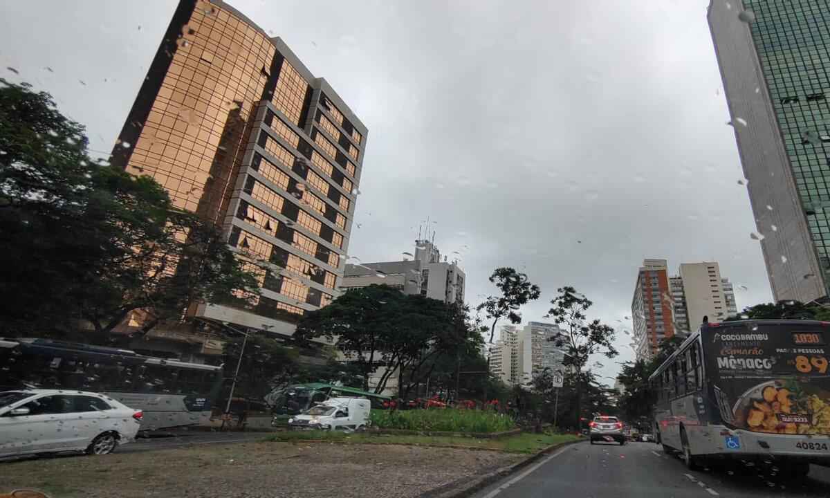 Massa de ar frio derrubará temperaturas a partir do feriado de Finados - Jair Amaral/EM/D.A Press