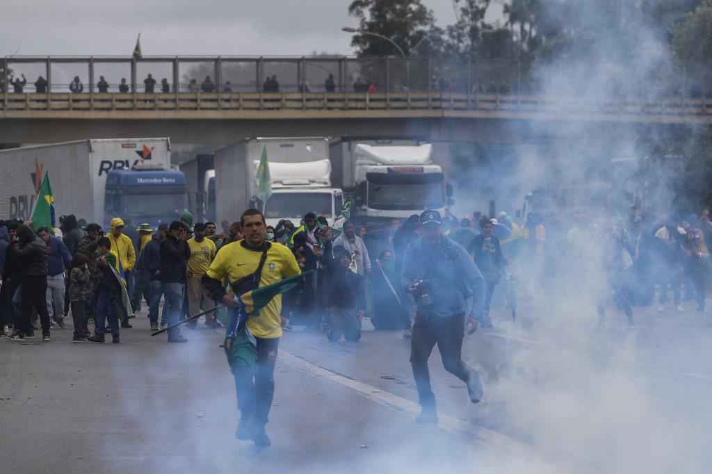 Caminhoneiros: criminosos não representam a categoria; representam o crime - Miguel Schincariol / AFP