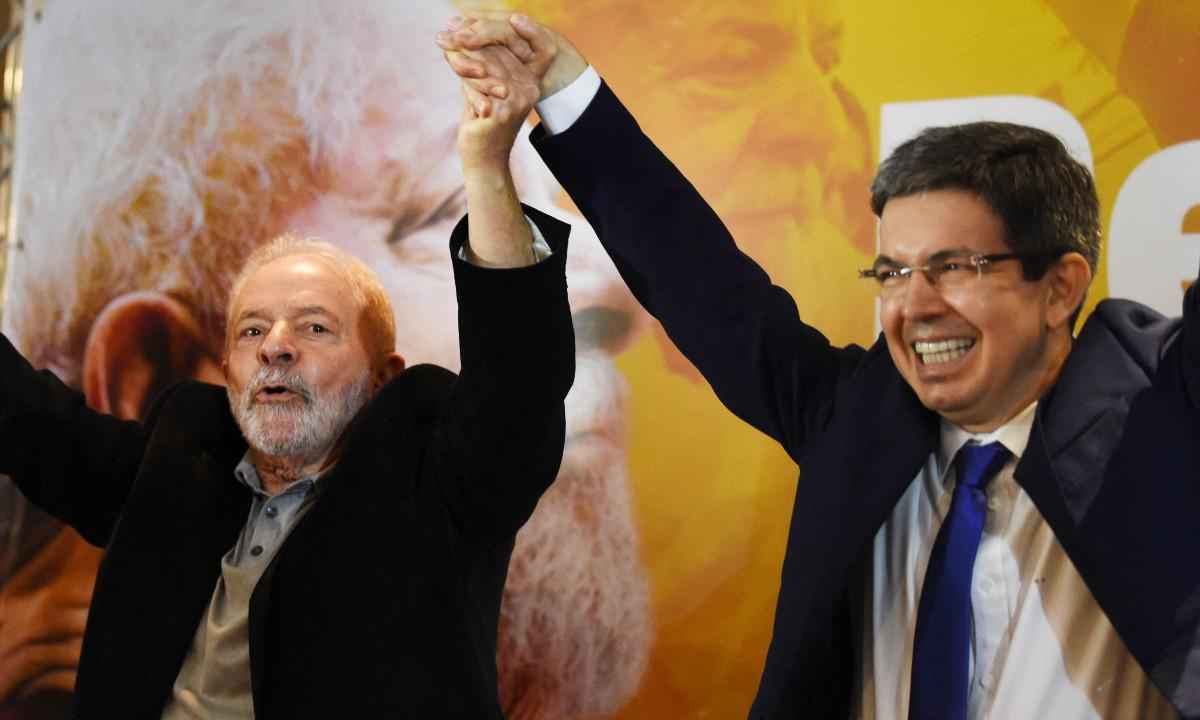 Randolfe irá coordenar equipe de transição de governo Lula - EVARISTO SA/AFP