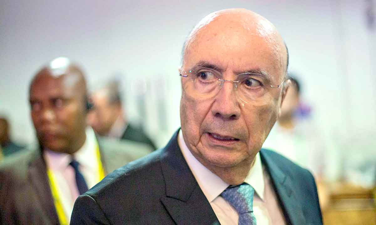 Henrique Meirelles critica PT por vetar nome para comandar BID - DANIEL RAMALHO/AFP