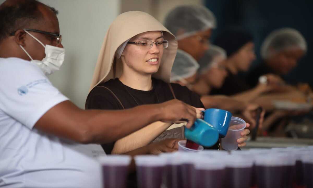 Arquidiocese de BH promove jornada do 'Dia Mundial dos Pobres' até 25/11 - ARQUIDIOCESE DE BH/DIVULGAÇÃO