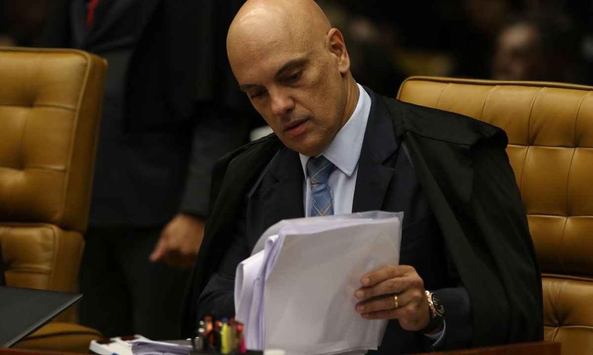 Moraes manda bloquear contas de 43 suspeitos de financiar manifestações - Reprodução/Agência Brasil