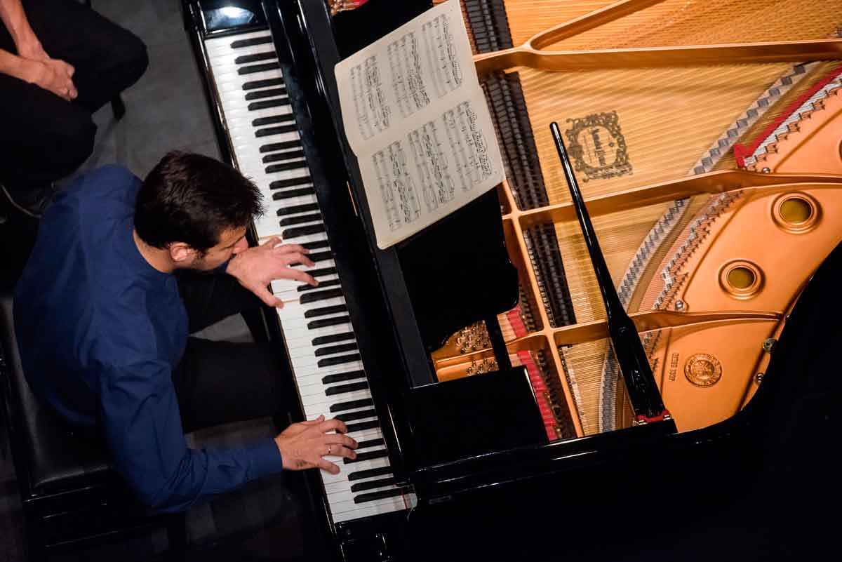 Orquestra Ouro Preto e Cristian Budu fazem concerto 'inusitado' de jazz - Iris Zanetti/divulgação