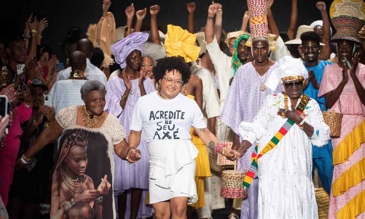 Isaac Silva leva ancestralidade e beleza negra para a São Pulo Fashion Week - Marcelo Soubhia/Agência Foto Site