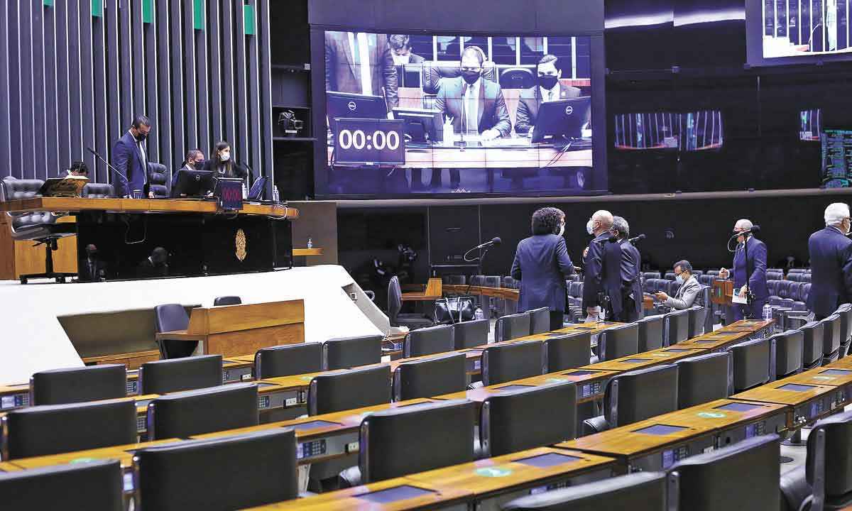 Legislativo pode evitar abismo fiscal ao barrar a PEC da Transição