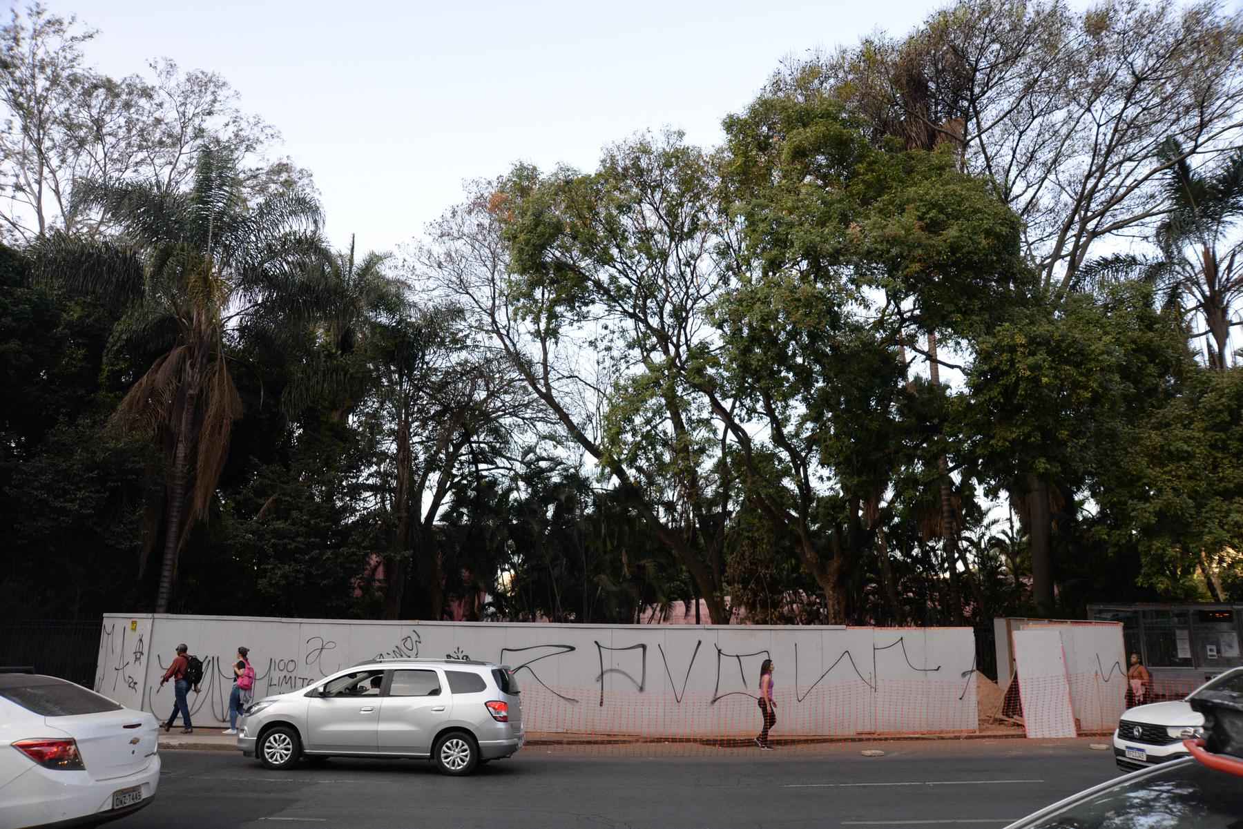 Obras em ruas de BH serão interrompidas até janeiro de 2023; entenda - Tulio Santos/EM/D.A Press