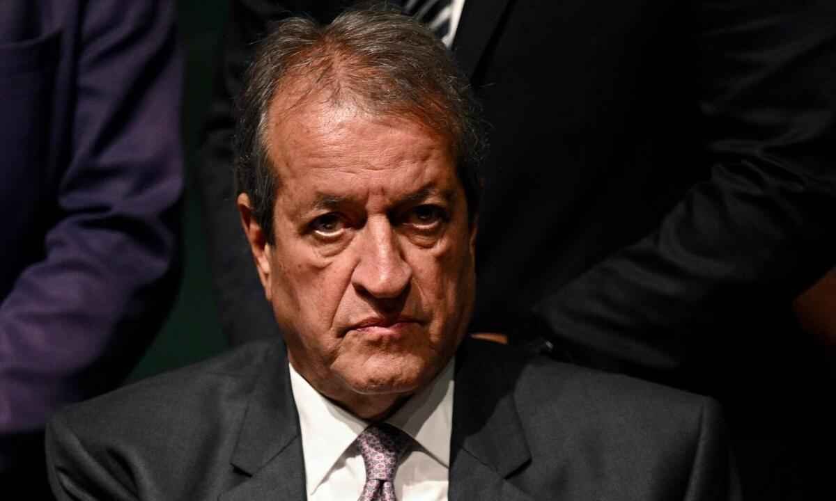 Flávio e Senado 'tiram' dinheiro das campanhas para deputados do PL - EVARISTO SA / AFP