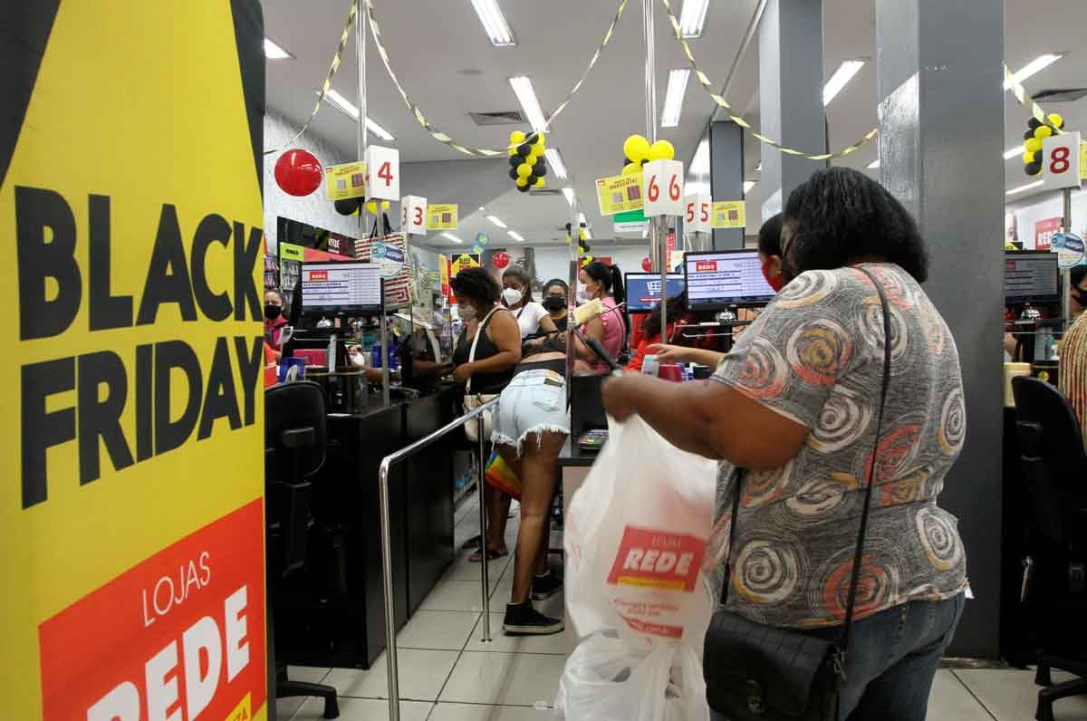 Vendas virtuais da Black Friday devem chegar a R$ 6 bi este ano - JAIR AMARAL/EM/D.A.PRESS