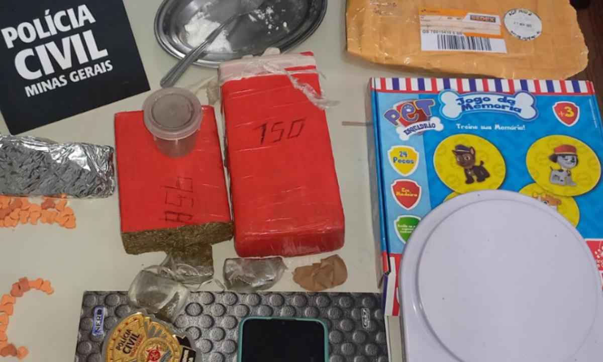 Polícia Civil apreende 98 comprimidos de ecstasy em Almenara - PCMG/Divulgação