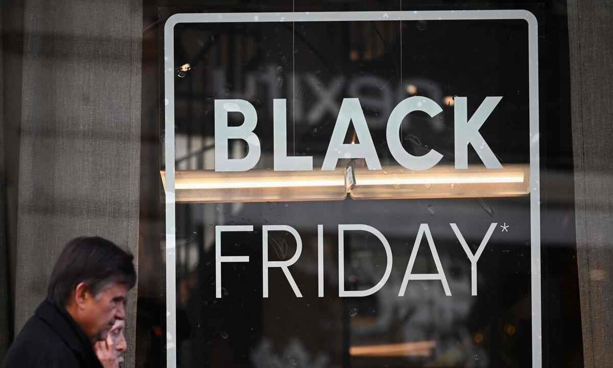 'Xepa' da Black Friday anima, mas data tem 1ª queda nas vendas da história - Emmanuel DUNAND / AFP