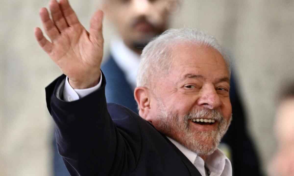 Lula reafirma prioridade de combate à fome em reunião com economistas - EVARISTO SA / AFP