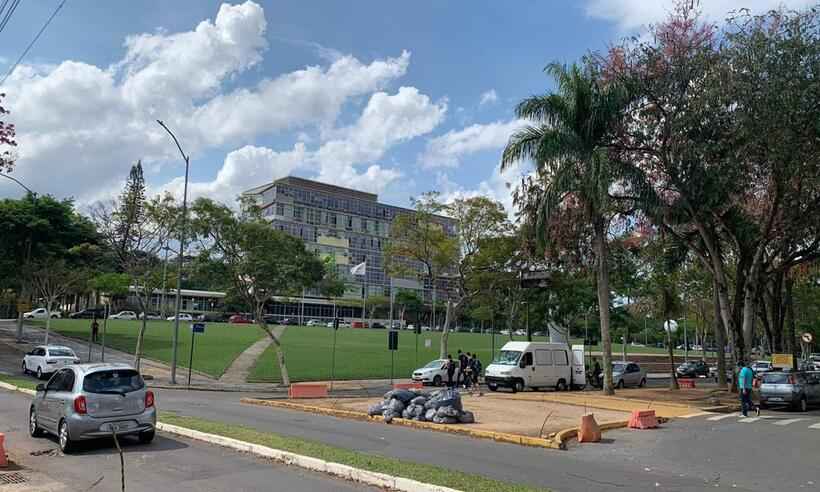 Governo Bolsonaro bloqueia pagamentos do MEC e de universidades em dezembro - MAICON COSTA/EM/D.A PRESS