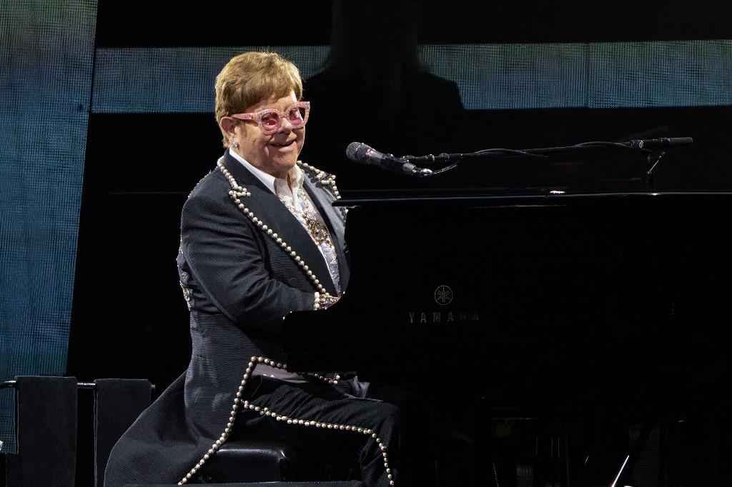 Elton John será principal atração do Festival de Glastonbury em turnê de despedida - SUZANNE CORDEIRO / AFP