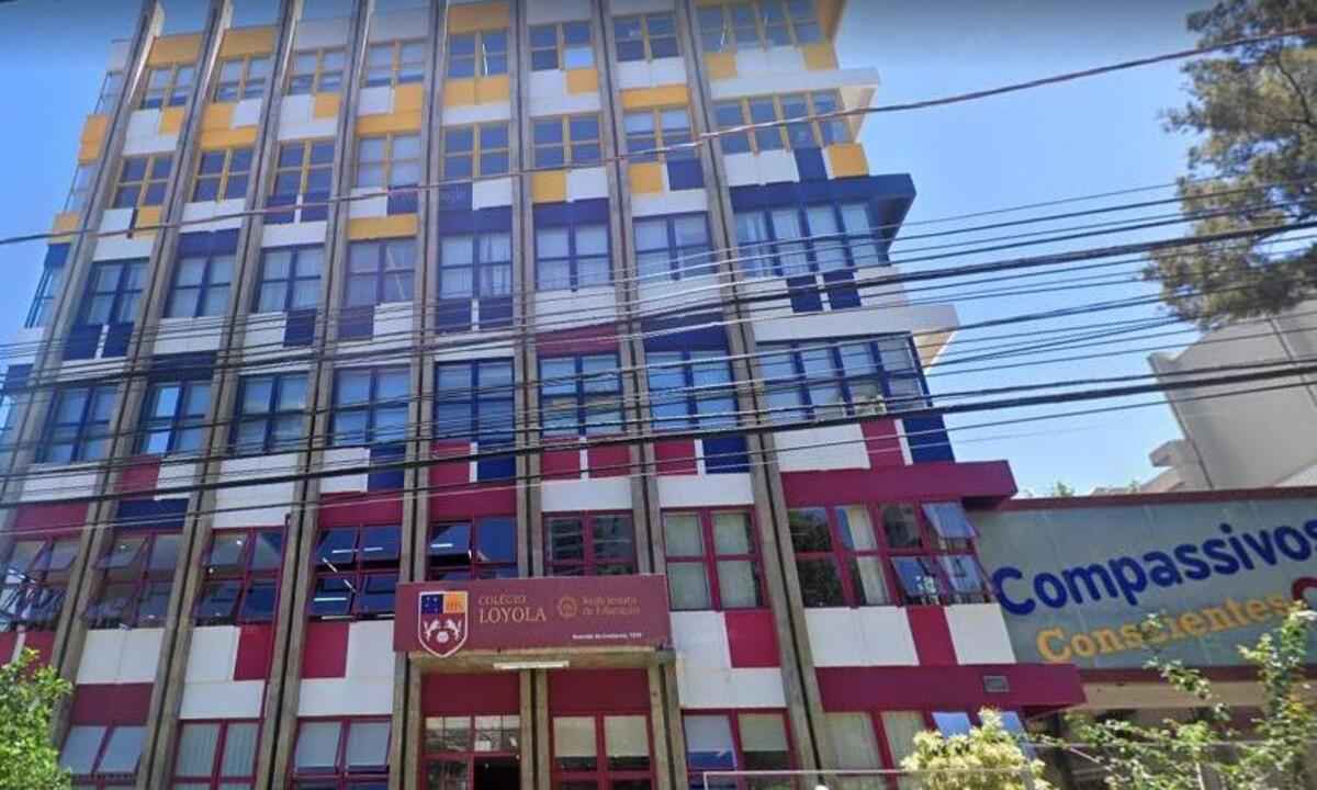 Confusão termina com alunos feridos em colégio tradicional de BH - Reprodução/ Google Street View