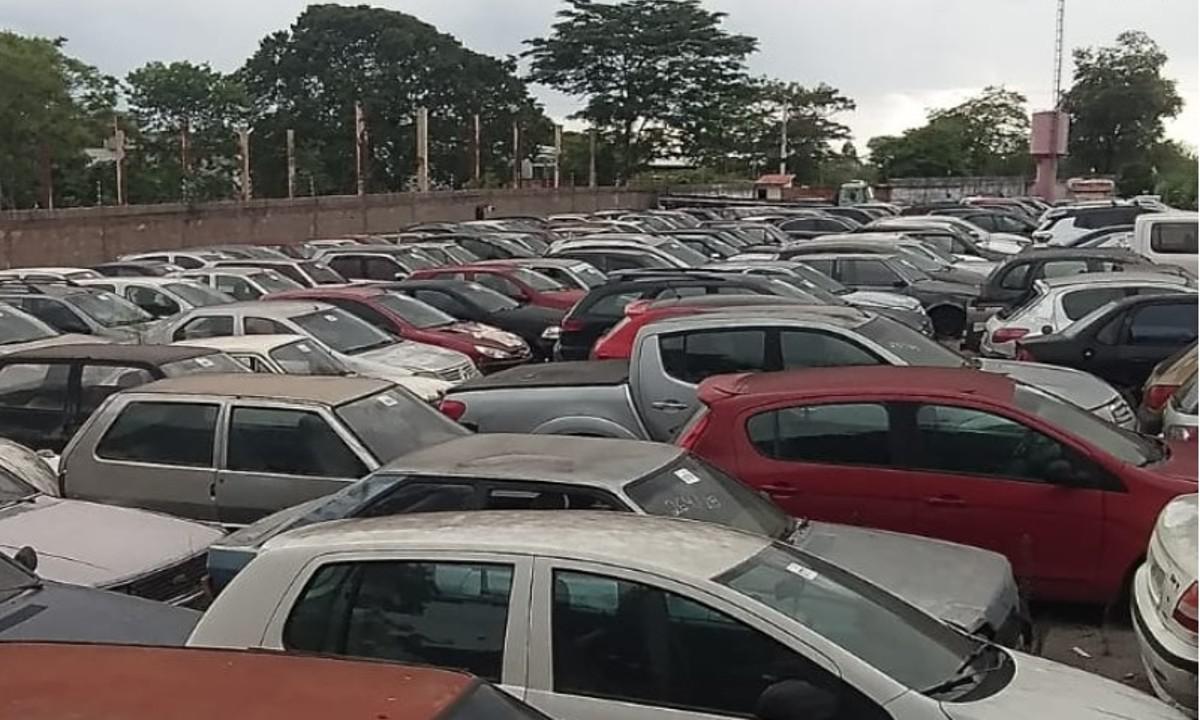 Polícia Civil leiloa 1.200 veículos apreendidos - PCMG/Divulgação