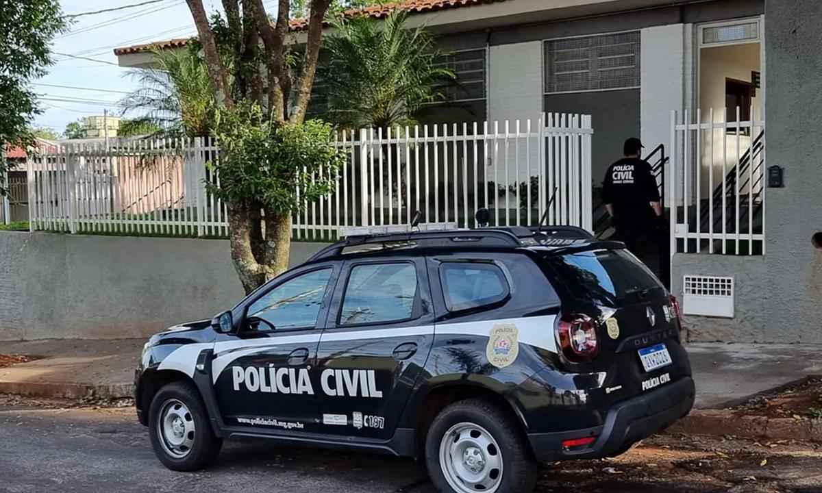 Polícia apreende computadores de médicos investigados por desvio de verbas - PCMG/Divulgação