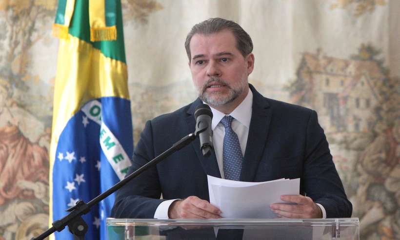 Ministro do STF dá 72h para governo explicar bloqueio de verba a bolsistas - Carlos Moura/STF