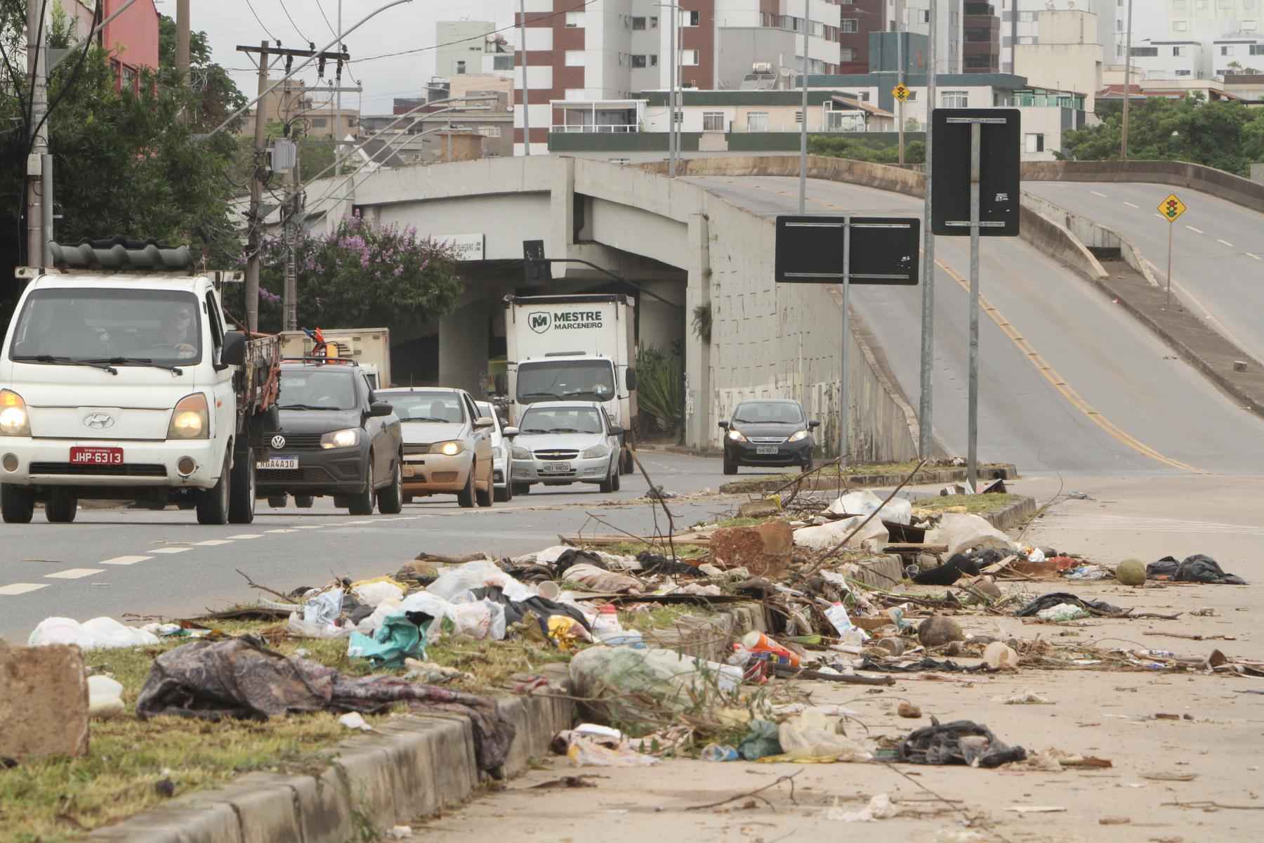 Chuvas deixaram 84 pessoas desalojadas em BH - Edésio Ferreira/EM/D.A Press