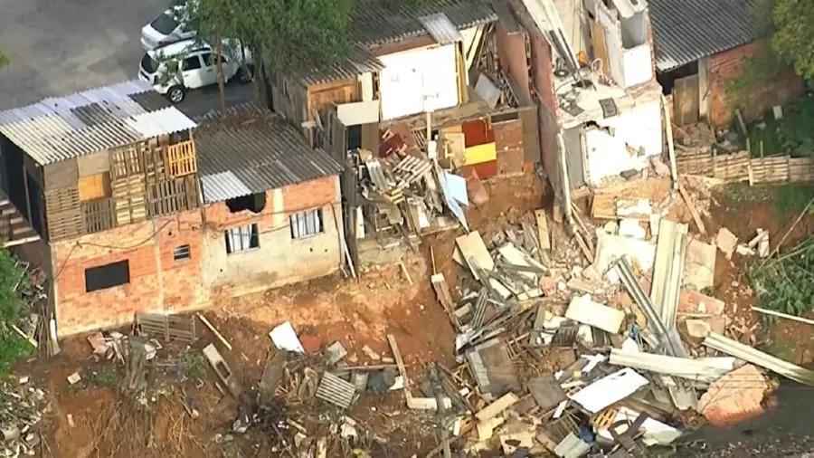 Sobe para quatro número de mortos durante chuva em Osasco (SP) - Reprodução/TV Globo