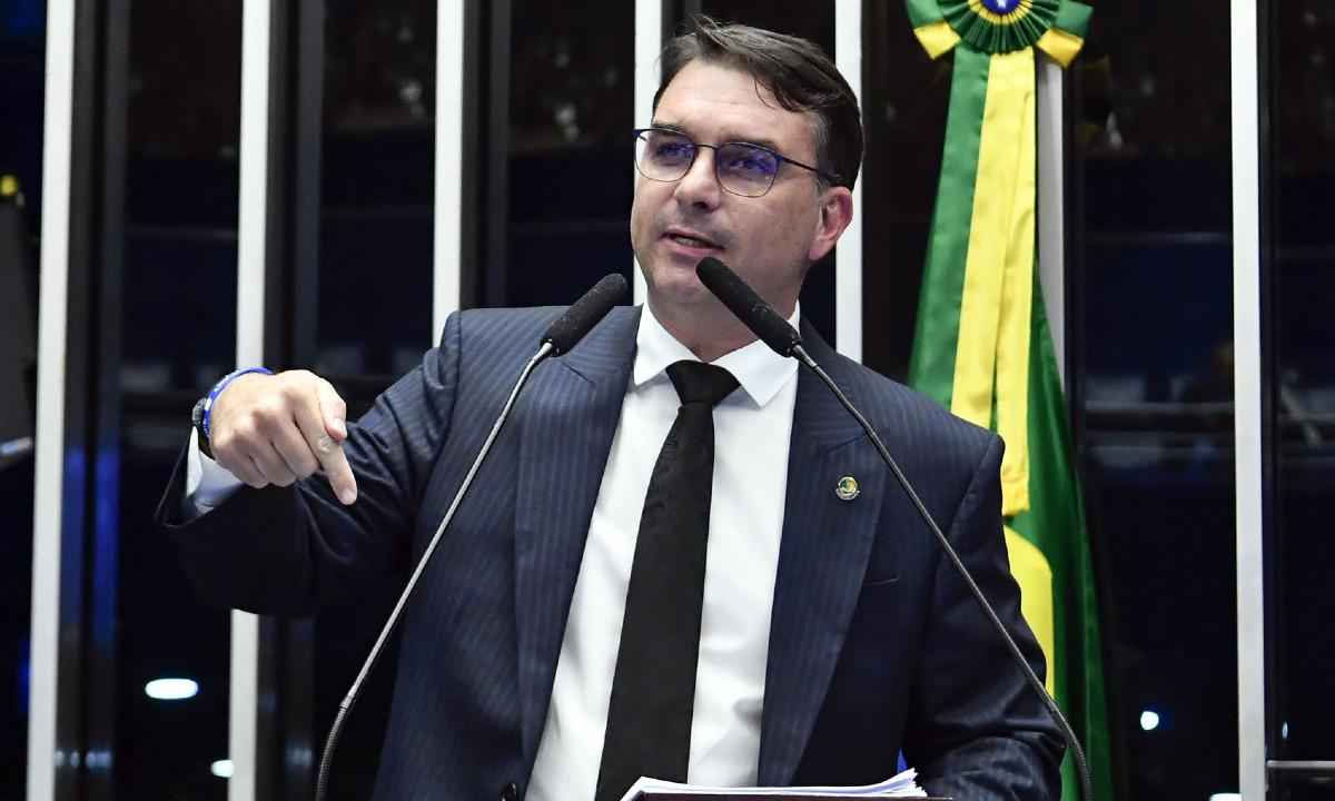 Flávio Bolsonaro sobre golpe militar: 'Nunca foi cogitado' - Waldemir Barreto/Agência Senado