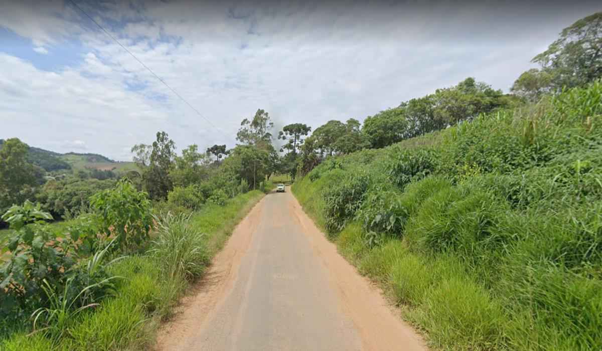 Andarilho é espancado e morto às margens da BR-040, em Minas - Google Street View