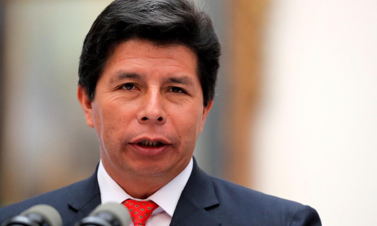 Simpatizantes do ex-presidente Castillo prometem lutar até o fim no Peru - JAVIER TORRES / AFP