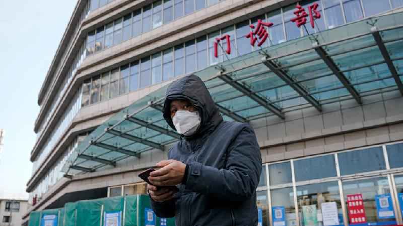 Covid: a onda de infecções que ameaça hospitais da China após mudança de política - EPA