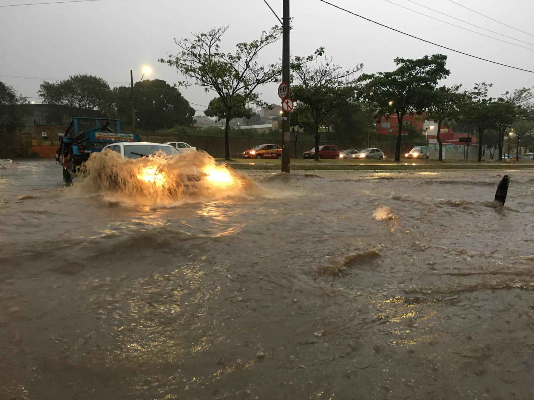 BH elabora operação de prevenção para tempestades até 22/12 - Jorge Lopes/EM/DA Press