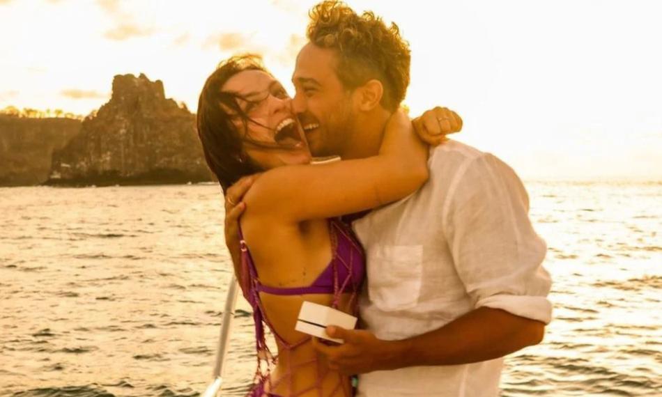 Larissa Manoela e André Luiz Frambach anunciam noivado - Reprodução/Instagram 