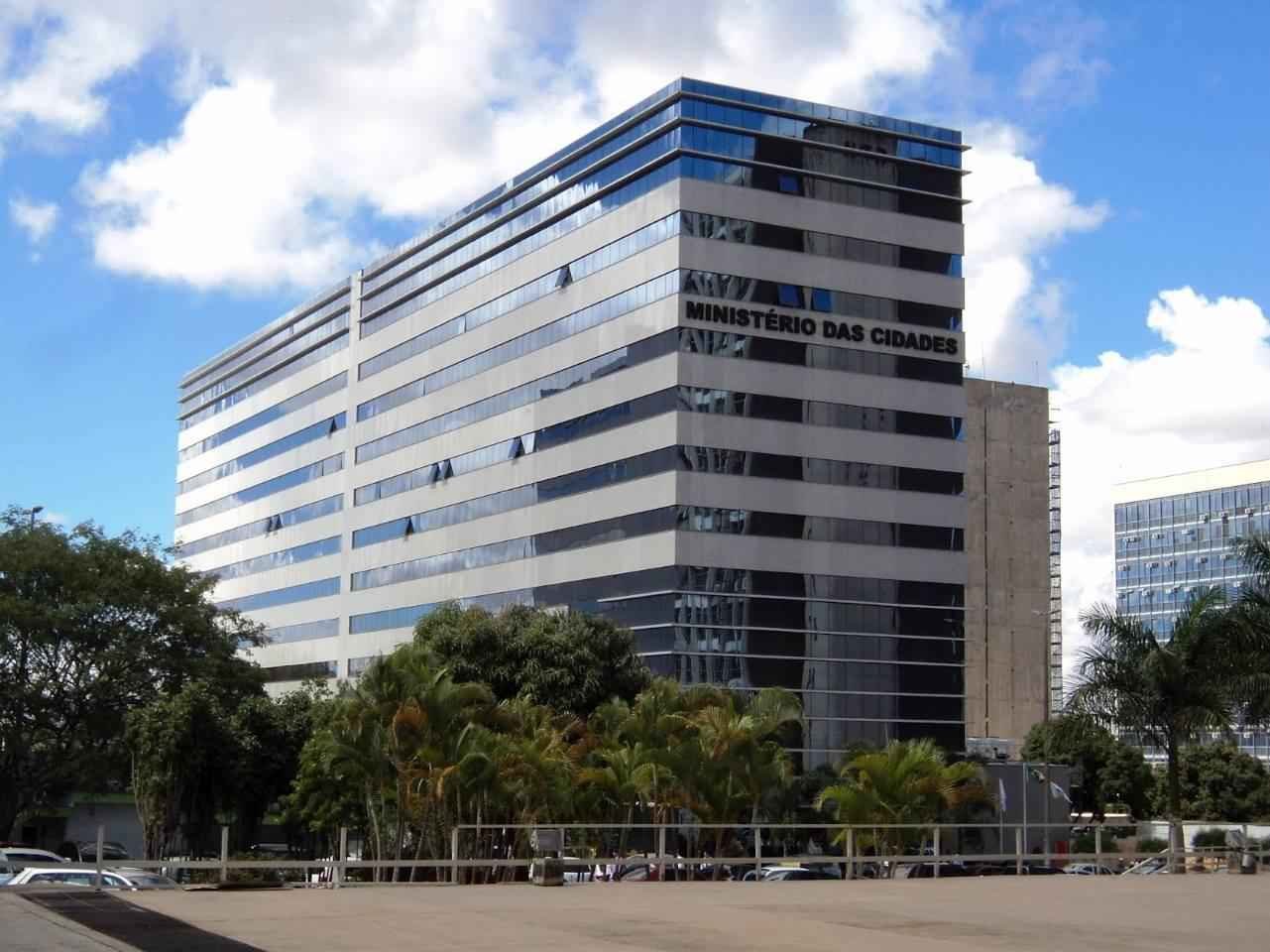 PT e aliados tentam evitar que ministério de Cidades vá para o centro - Plamurb