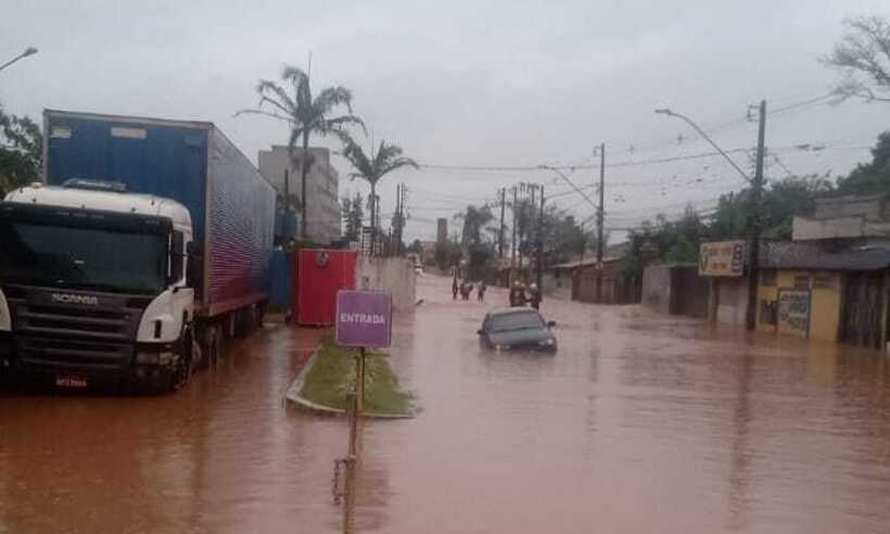 Chuva em Minas: sobe para 107 o número de cidades em estado de emergência - SALA DE IMPRENSA CBMMG