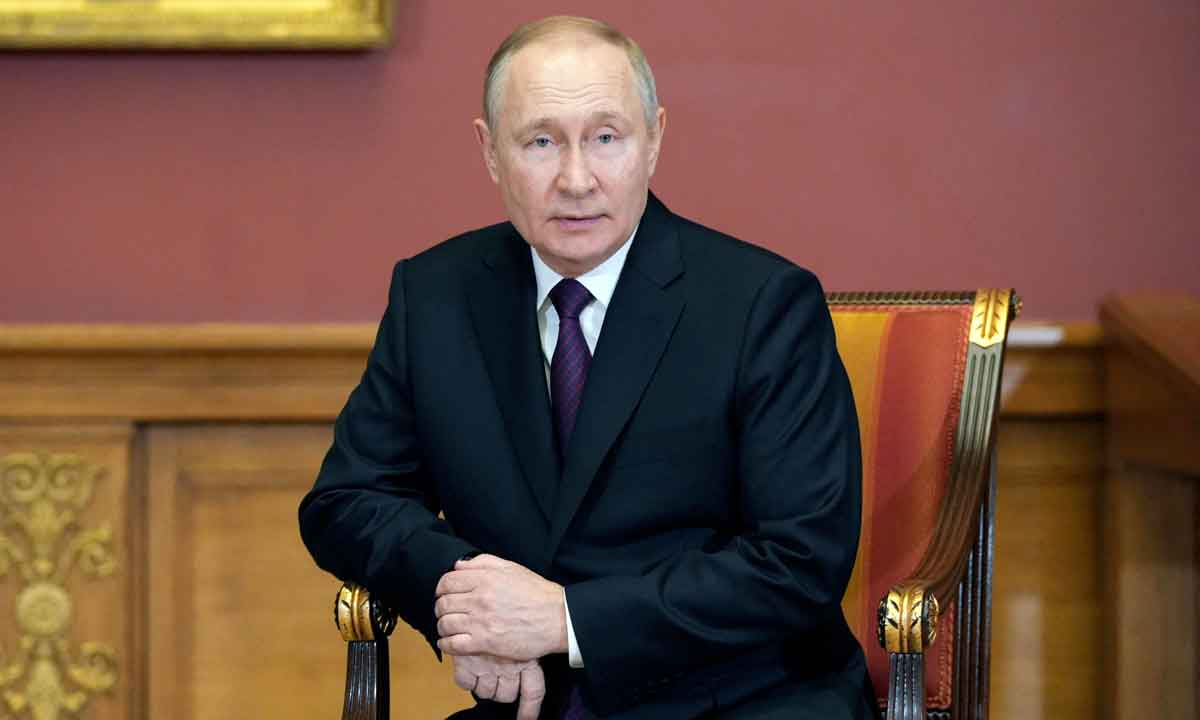 Putin veta exportação de petróleo a países que aderiram ao teto de preço - ALEXEI DANICHEV / SPUTNIK / AFP