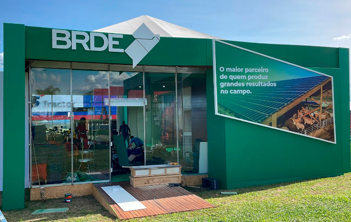 BRDE abre concurso com 31 vagas e iniciais de até R$ 9,2 mil - BRDE/Divulgação