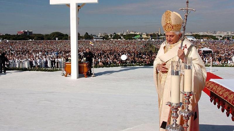 Bento XVI: papa é marcado por crise e polêmicas - Getty Images