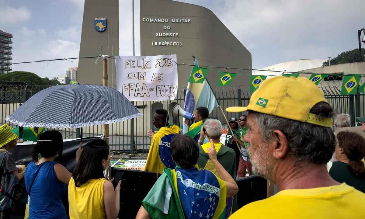 Acampamento bolsonarista em SP tem negação de posse de Lula - Adriano Vizoni/Folhapress