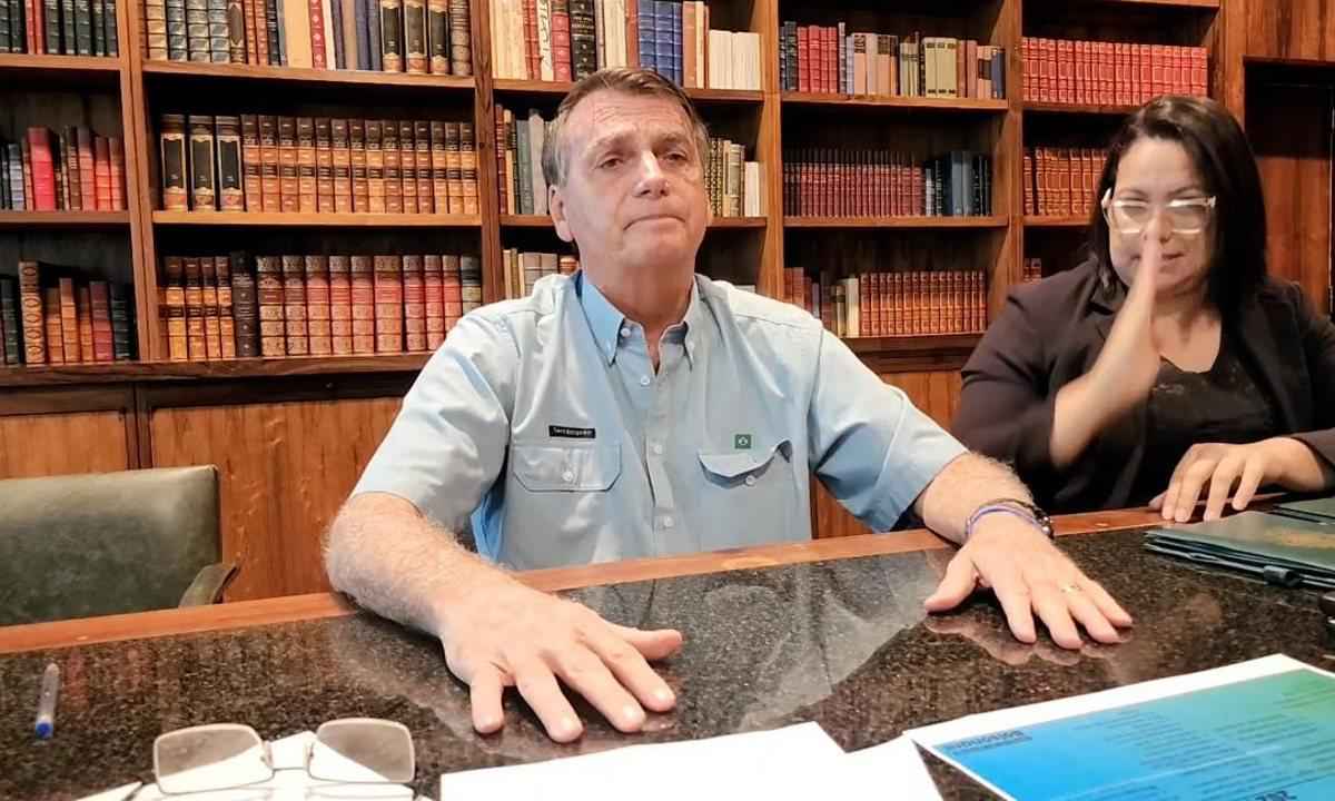  Bolsonaro ignora posse de Lula e anuncia redução na tarifa de energia - Reprodução/Redes Sociais