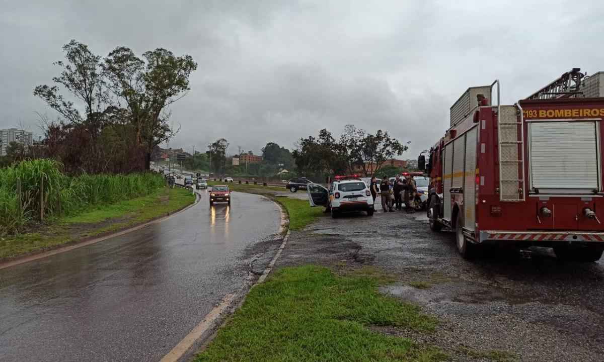 Corpo de mulher esfaqueada é encontrado próximo ao Anel Rodoviário - Sala de Imprensa CBMMG/Divulgação