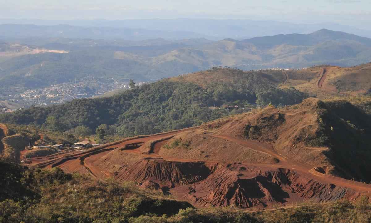 Secretaria de Meio Ambiente suspende licença da Tamisa na Serra do Curral - Alexandre Guzanshe/EM/D.A Press