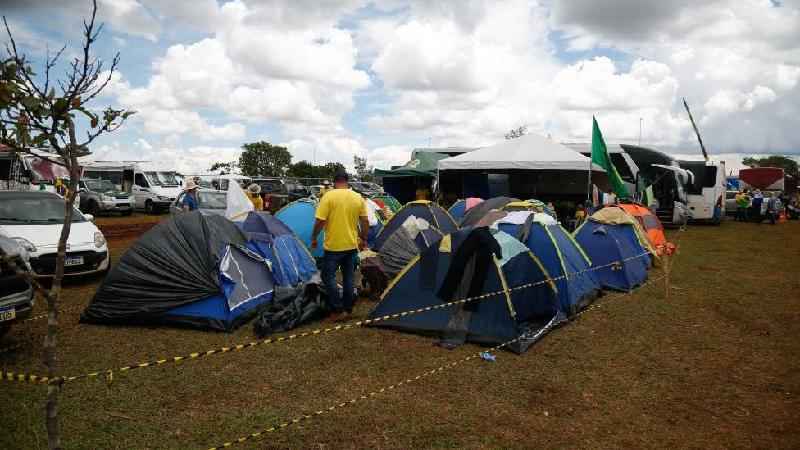 Acampamento no DF começa a ser desmontado; como estão outros no Brasil?  - SERGIO LIMA/Getty Images