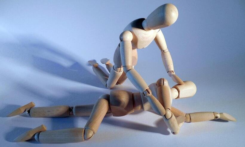 Como auxiliar uma pessoa em crise epiléptica -  succo/Pixabay 