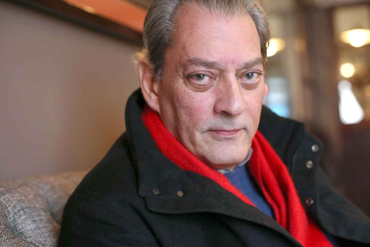 Paul Auster escreve sobre banho de sangue com armas de fogo nos EUA - Thomas Samson/AFP