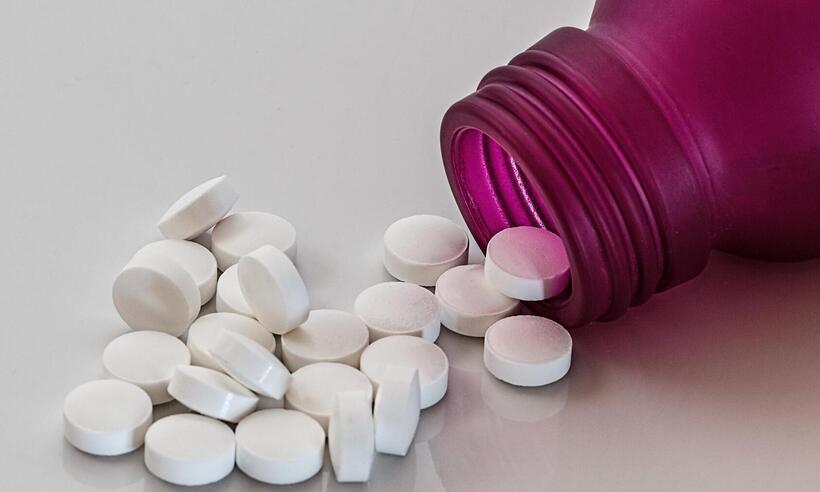  Anvisa veta marca própria de medicamentos para redes e farmácias - Steve Buissinne/Pixabay 